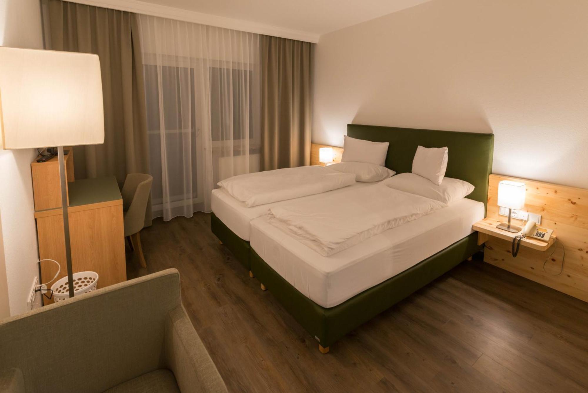 Hotel Gruenes Tuerl Bad Schallerbach Luaran gambar